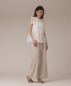 GRACE CONTINENTAL パターンレースカラーブラウス