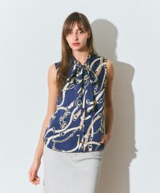 GRACE CONTINENTAL チェーンプリントボウタイブラウス ネイビー