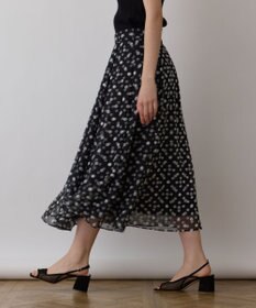 GRACE CONTINENTAL ドットオパールスカート