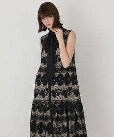 GRACE CONTINENTAL フラワーボーダー刺繍ワンピース