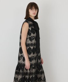 GRACE CONTINENTAL フラワーボーダー刺繍ワンピース
