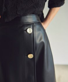 GRACE CONTINENTAL フェイクレザーミニスカート