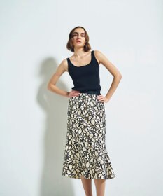 GRACE CONTINENTAL ローズレーススカート