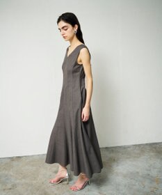 GRACE CONTINENTAL トリアセリネンフレアマキシ