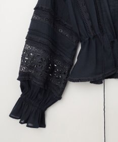 GRACE CONTINENTAL レースパッチブラウス