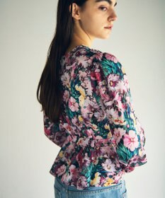 GRACE CONTINENTAL グラデフラワープリントトップ