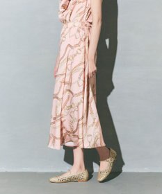 GRACE CONTINENTAL チェーンプリントタックキュロット