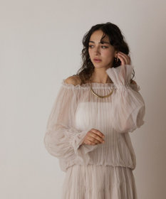 GRACE CONTINENTAL チュールプリーツトップ