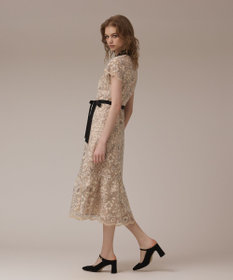 GRACE CONTINENTAL チュールフラワー刺繍ワンピース