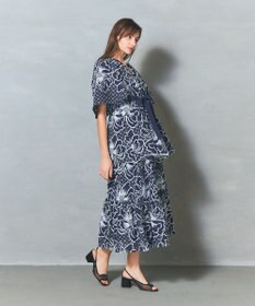 GRACE CONTINENTAL ボタニカルカットワークスカート