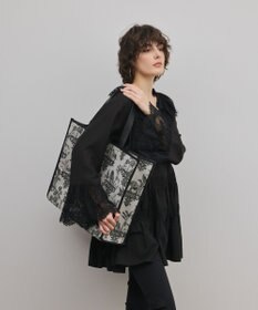 GRACE CONTINENTAL アニマルジャガードトートバッグ