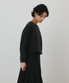 GRACE CONTINENTAL シルクドルマンスリーブトップ