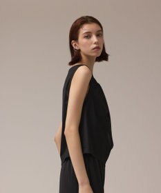 GRACE CONTINENTAL オーガンドレープトップ