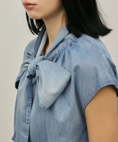 GRACE CONTINENTAL シアーデニムボウタイブラウス