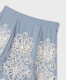 GRACE CONTINENTAL 刺繍スカラップスカート【限定カラー】
