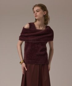 GRACE CONTINENTAL オフタートルニットトップ ボルドー