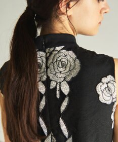GRACE CONTINENTAL ハイネック刺繍ワンピース