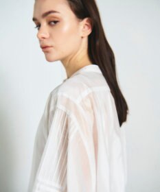 GRACE CONTINENTAL ピンタックショートブラウス