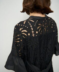 GRACE CONTINENTAL ヤシ柄カットワークワンピース