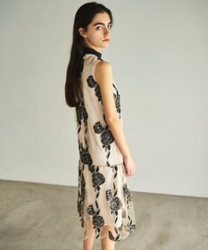 GRACE CONTINENTAL ハイネック刺繍ワンピース