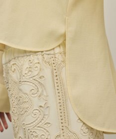 GRACE CONTINENTAL バックフレアシャツ