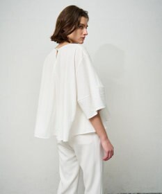 GRACE CONTINENTAL ランタンスリーブトップ