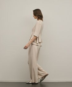 GRACE CONTINENTAL トリアセペプラムトップ