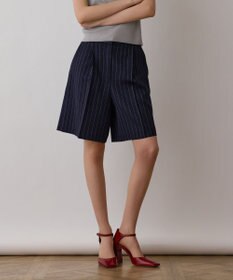 GRACE CONTINENTAL ストライプショートパンツ