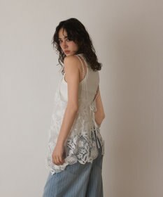 GRACE CONTINENTAL フラワーレースキャミソール