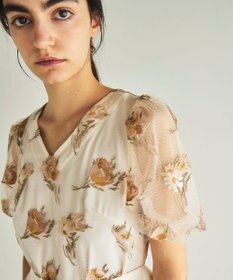 GRACE CONTINENTAL レトロフラワー刺繍ワンピース