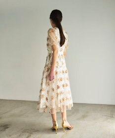 GRACE CONTINENTAL レトロフラワー刺繍ワンピース