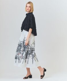 GRACE CONTINENTAL フラワーembケープブラウス