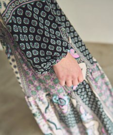 GRACE CONTINENTAL カフタンプリントロングワンピース