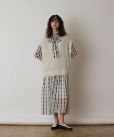 GRACE CONTINENTAL フィルムヤーンニットベスト