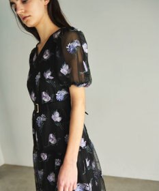 GRACE CONTINENTAL レトロフラワー刺繍ワンピース