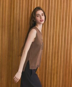 GRACE CONTINENTAL ラメジャガードノースリーブ