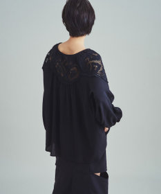 美品 グレースコンチネンタル カットワークカフタントップ ブラック カットワークカフタントップ / GRACE CONTINENTAL | GRACE