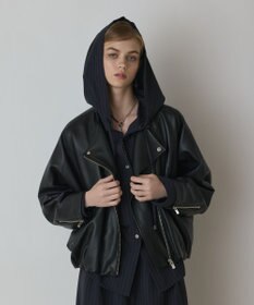 GRACE CONTINENTAL フェイクレザーライダース ブラック