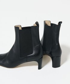 GRACE CONTINENTAL CORSO ROMA スクエアーショートブーツ