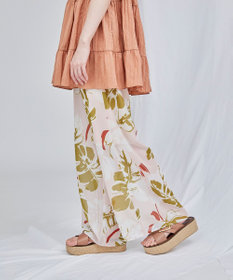 【本日限定価格】GRACE Class ローズプリントトップワイドパンツセット 本日限定価格】GRACE Class ローズプリントトップワイドパンツ