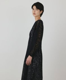GRACE CONTINENTAL ペイズリーフラワー刺繍ワンピース