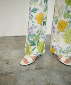 GRACE CONTINENTAL フラワープリントワークパンツ