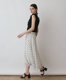 GRACE CONTINENTAL フリルカットトップ