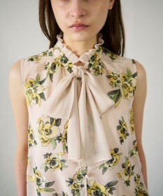 GRACE CONTINENTAL エスニックフラワー刺繍トップ