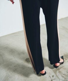 GRACE CONTINENTAL サイドラインニットパンツ