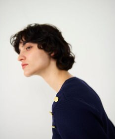 GRACE CONTINENTAL メタル釦リブニットトップ