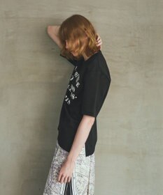 GRACE CONTINENTAL ステンシルレタードT