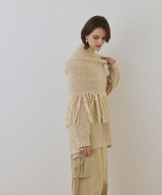 GRACE CONTINENTAL フリンジケープニットトップ