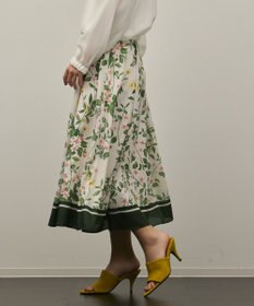 GRACE CONTINENTAL プリントタックフレアスカート