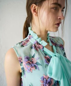 GRACE CONTINENTAL エスニックフラワー刺繍トップ